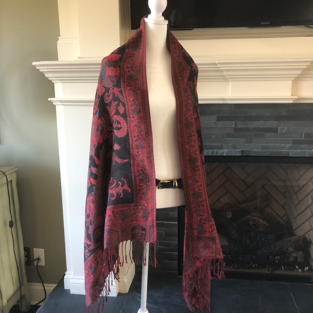 Reversible Large Shawl.  One size fits all. Black, Red and Gray